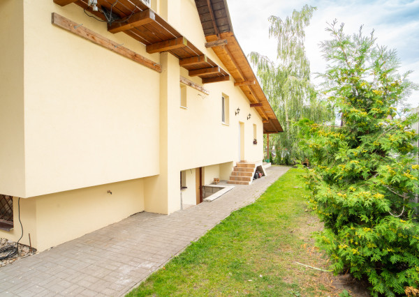 Na predaj štýlový, celoročne obývateľný víkendový dom v Jakubove