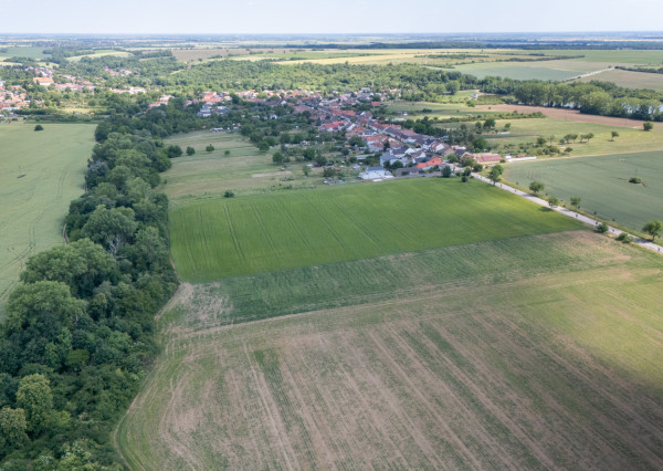 Na predaj investičný pozemok v obci Vištuk