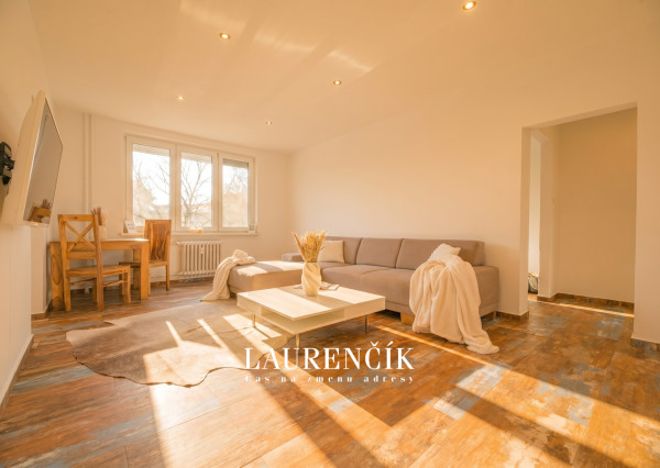 NA PRENÁJOM | 3 - IZBOVÝ BYT V ŠIRŠOM CENTRE TRENČÍNA | PET FRIENDLY