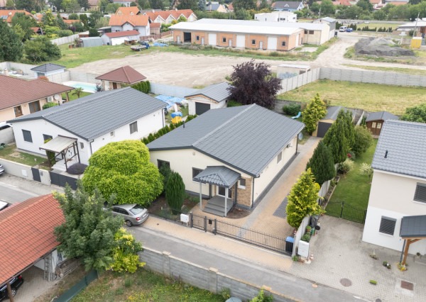 Na predaj samostatne stojaci 4-izbový rodinný dom v Dunajskej Lužnej