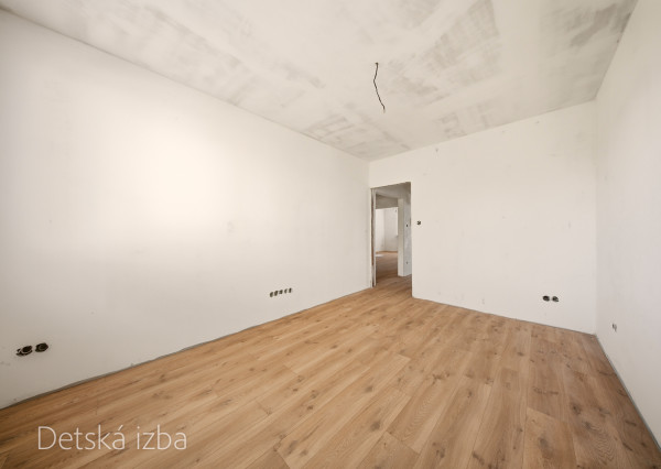 Na predaj 3-izbový byt s dvoma loggiami, BA - Karlova Ves