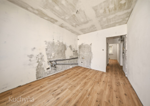 Na predaj 3-izbový byt s dvoma loggiami, BA - Karlova Ves