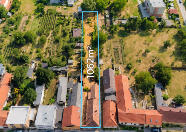 Na predaj stavebný pozemok v Báhoni