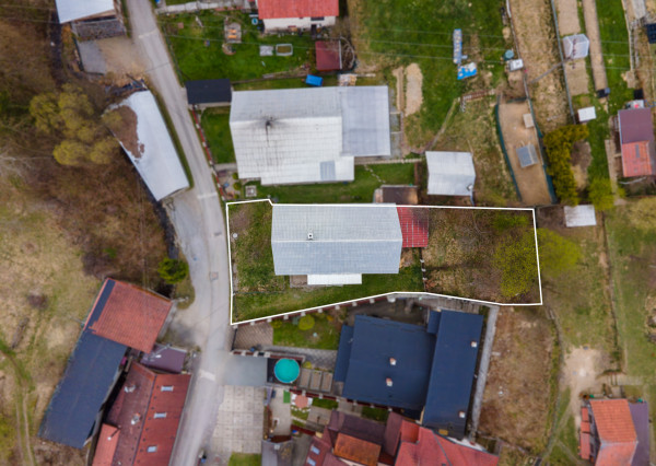 ZNÍŽENÁ CENA:Na predaj rodinný dom s priestrannou záhradou v Oščadnici