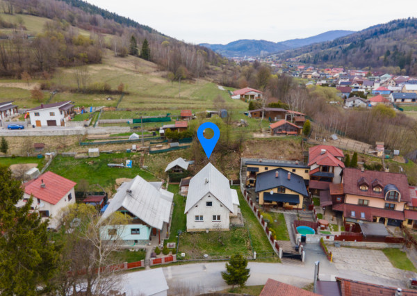 ZNÍŽENÁ CENA:Na predaj rodinný dom s priestrannou záhradou v Oščadnici