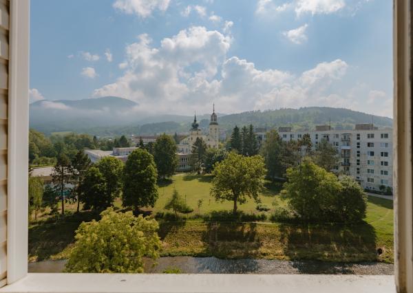 Na predaj 2-izbový byt s panoramatickým výhľadom | Možnosť 3 izieb v Považskej Bystrici