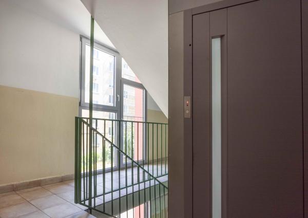 Na prenájom utulný 2-izbový byt, Bratislava – Nové Mesto