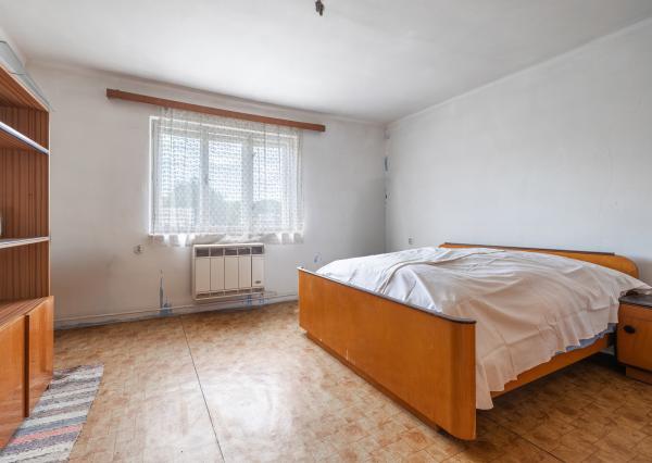 Na predaj rodinný dom s veľkým pozemkom len 7 km od Vranova – obec Merník