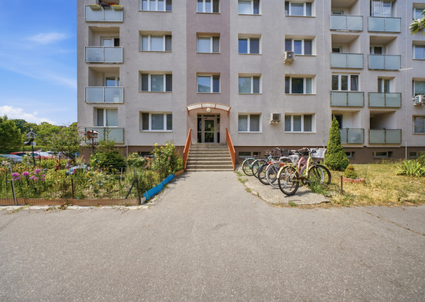 Na predaj 1-izbový byt s balkónom vhodný na investíciu v Šamoríne
