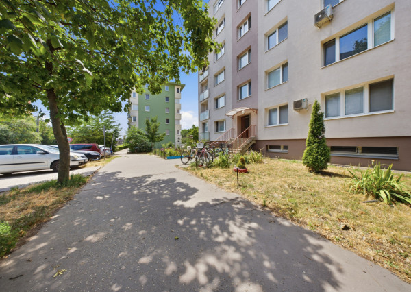 Na predaj 1-izbový byt s balkónom vhodný na investíciu v Šamoríne