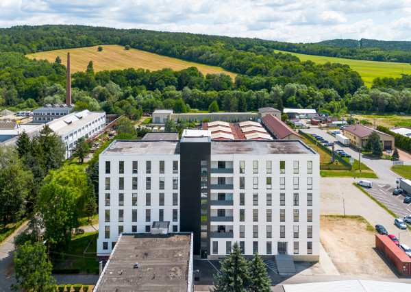 Na predaj investičný zariadený 1-izbový apartmán (nebytový priestor) v Bardejove