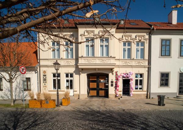 Na prenájom štýlový 3-izbový mezonet v historickom centre Trnavy