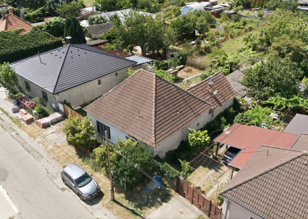 Na predaj 3-izbový rodinný dom v Šoporni
