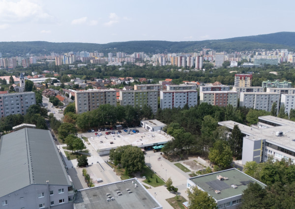 Na predaj 3-izbový byt (pôvodne 2-izbový) v Bratislave - Lamač