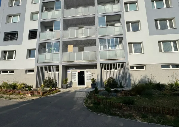 Na prenájom 3-izbový byt na Juhoslovanskej ulici, Košice – Sídlisko Ťahanovce