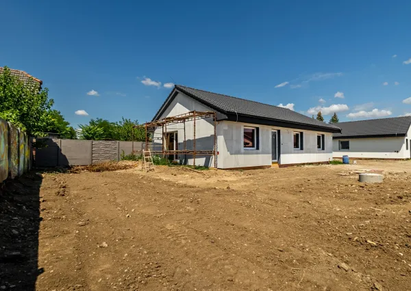 Na predaj novostavba 3-izbového rodinného domu v obci Jur nad Hronom