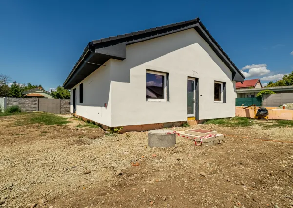 Na predaj novostavba rodinného domu v obci Jur nad Hronom – Rezidencia Púpava