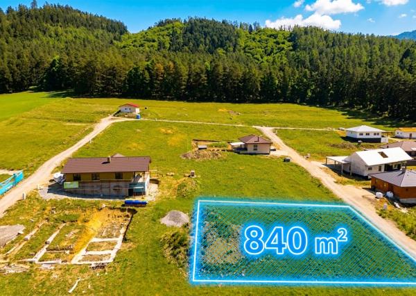 Pozemok na predaj s výhľadom na prírodu v lokalite Necpaly