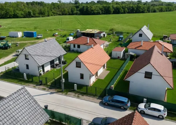 Na predaj 4-izbový rodinný dom v Moste pri Bratislave – časť Zelená Voda