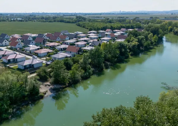 Na predaj 4-izbový rodinný dom v Moste pri Bratislave – časť Zelená Voda