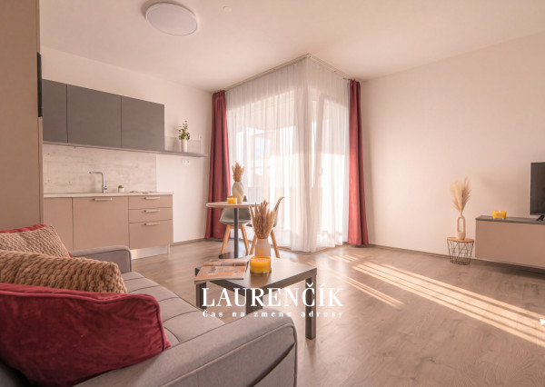 NA PREDAJ | 1 -IZBOVÝ BYT NA UL. KARPATSKÁ | GREENBAY RESIDENCE - TRENČÍN