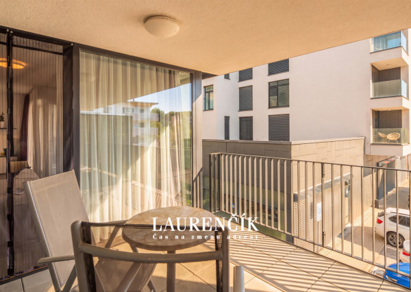 NA PREDAJ | 1 -IZBOVÝ BYT NA UL. KARPATSKÁ | GREENBAY RESIDENCE - TRENČÍN