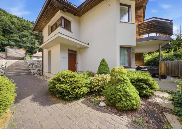 Na predaj luxusný 120 m² apartmán v Bystrej