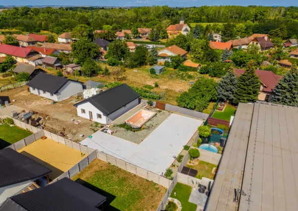 Na predaj 4-izbová vila v rezidencií Púpava - obec Jur nad Hronom