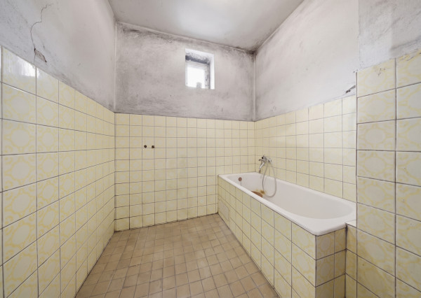 Na predaj priestranný 3-izbový rodinný dom v Suchej nad Parnou