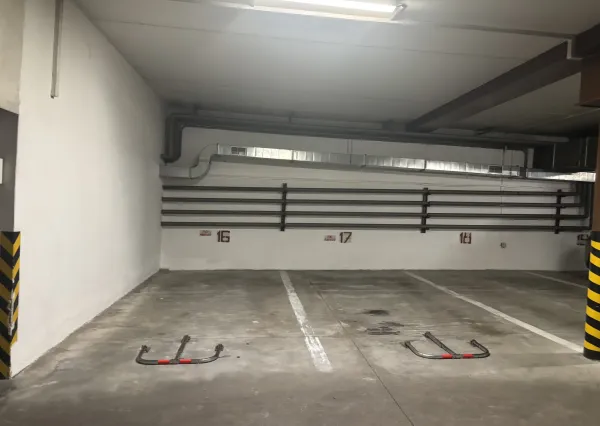 Na prenájom parkovacie miesta v centre Starého Mesta