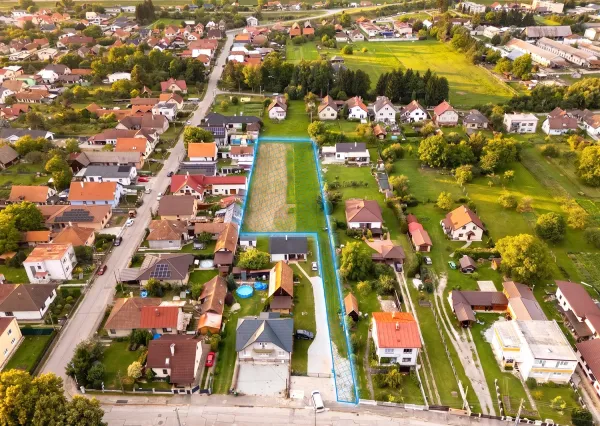 Na predaj stavebný pozemok v Turanoch