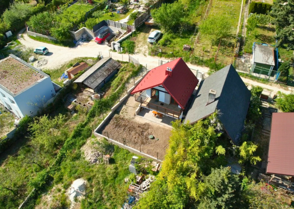 Na predaj rekreačná chata s panoramatickým výhľadom