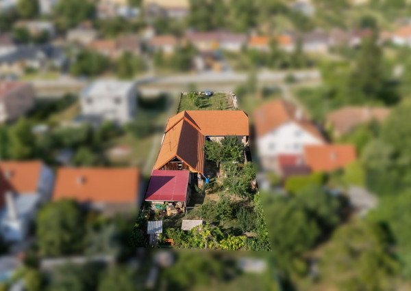 Na predaj útulný zrekonštruovaný 4-izbový vidiecky dom v Dolnom Lopašove
