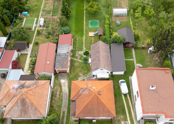 Na predaj rodinný dom s veľkou záhradou ideálny na bývanie aj podnikanie v Nitre