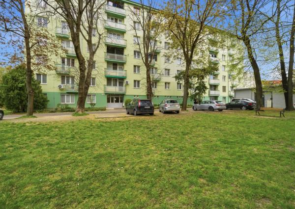 Na predaj jedinečný 4-izbový byt v centre Nitry