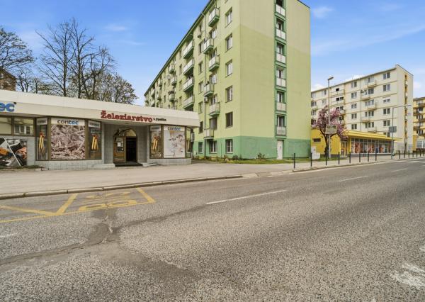Na predaj jedinečný 4-izbový byt v centre Nitry