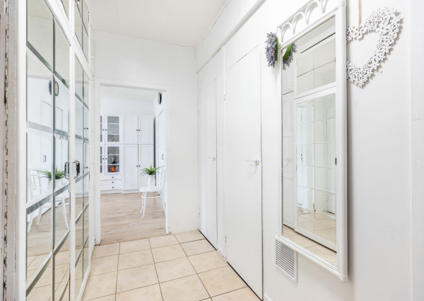 INVESTÍCIA, KTORÁ  ZARÁBA OD PRVÉHO DŇA | 2-IZBOVÝ BYT + 16 m² PIVNICA + PARKOVANIE | PEZINOK
