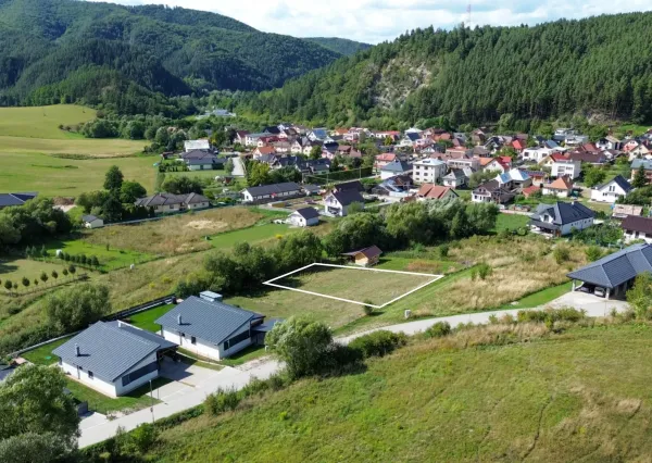Na predaj stavebný pozemok v obci Turie