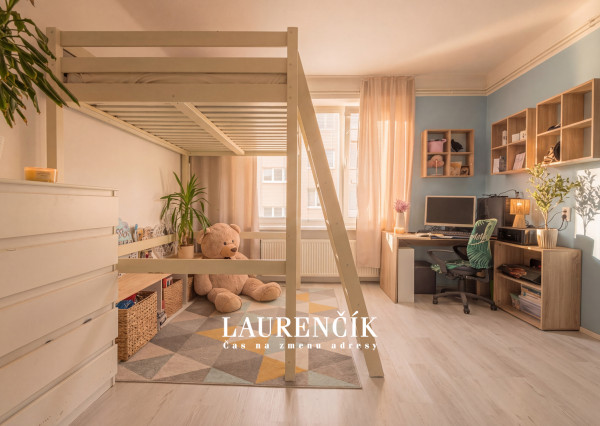 NA PREDAJ | 3 - IZBOVÝ BYT SO SÚKROMNÝM PARKOVACÍM MIESTOM | POD SOKOLICE - TRENČÍN