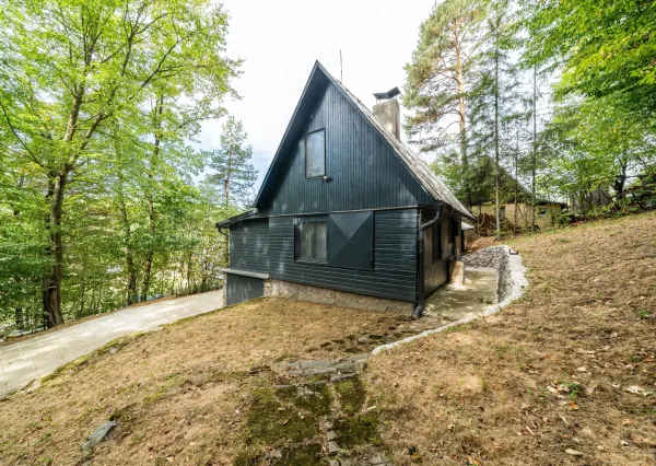 Na predaj luxusná celoročná chata v lokalite Bukovec