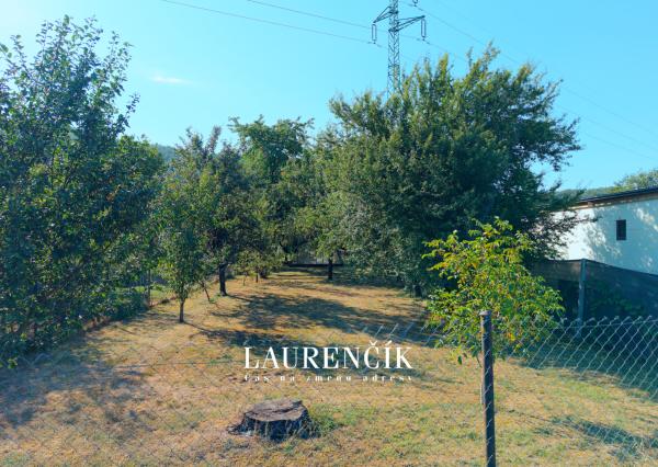 NA PREDAJ | POZEMOK NA ZAHRADKÁRČENIE | TRENČÍN - KUBRÁ