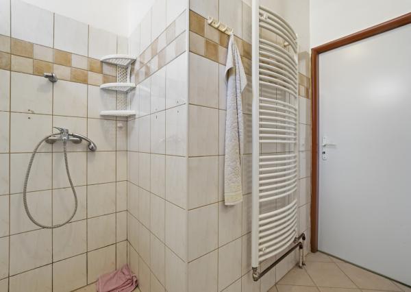 Na predaj 3-izbový tehlový dom s možnosťou nadstavby v Šamoríne