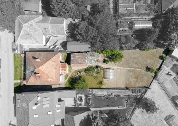 Na predaj 3-izbový tehlový dom s možnosťou nadstavby v Šamoríne