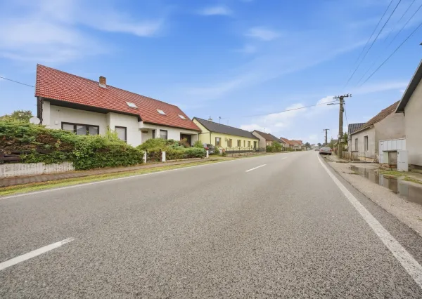 Na predaj 6-izbový rodinný dom v obci Čáry