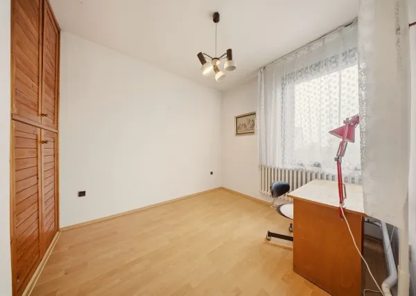 Na predaj 6-izbový rodinný dom v obci Čáry