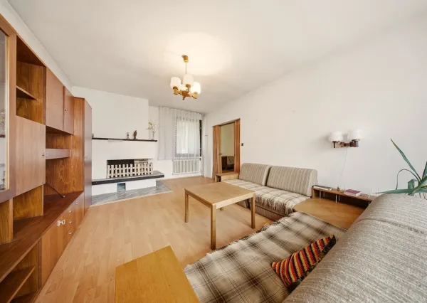Na predaj 6-izbový rodinný dom v obci Čáry