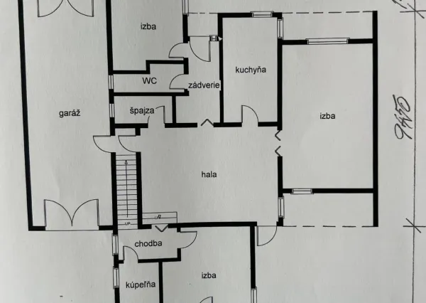 Na predaj 6-izbový rodinný dom v obci Čáry