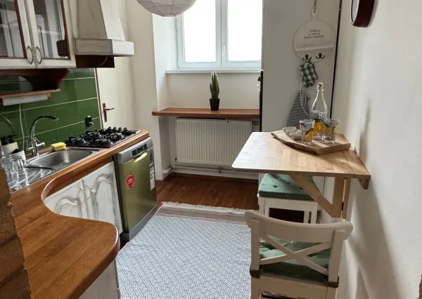 Na prenájom 3-izbový byt na Svätoplukovej ulici v Košiciach – Starom Meste