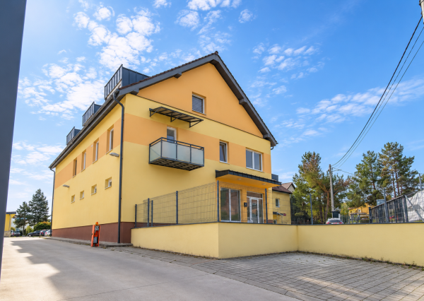 Na predaj 3-izbový byt s vlastným parkovaním, Zimná ulica, Stará Ľubovňa