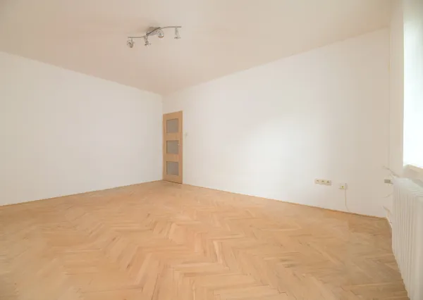 Na predaj 1-izbový byt na ul. 28. OKTÓBRA - Trenčín